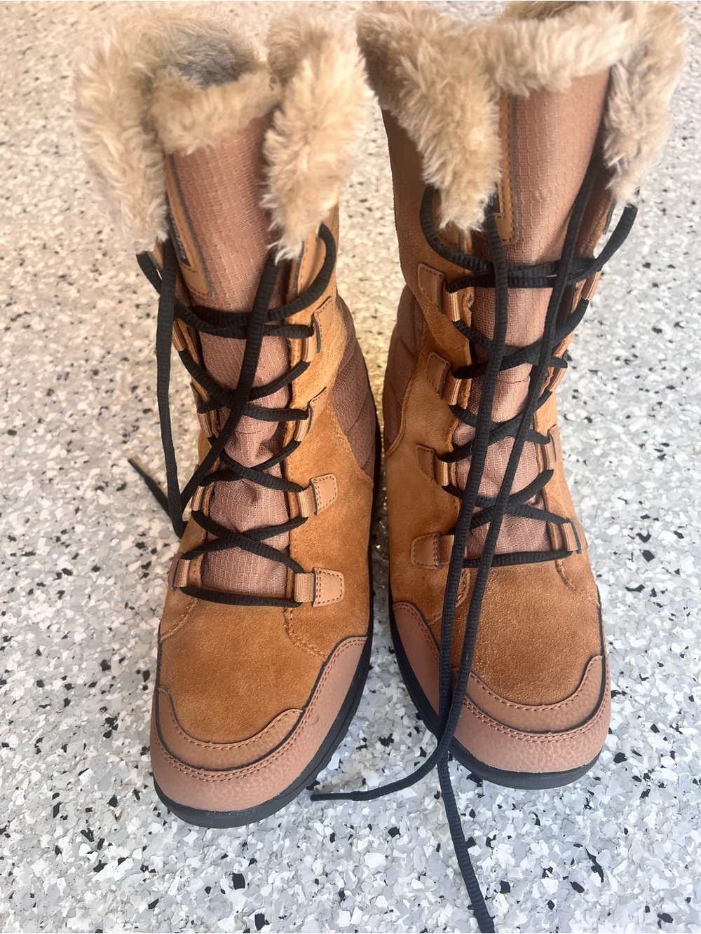 Columbia Tan Faux-Fur Lace-Up Winter Boots
